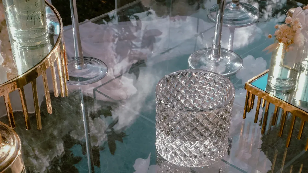 Round Acrylic Trays Designs