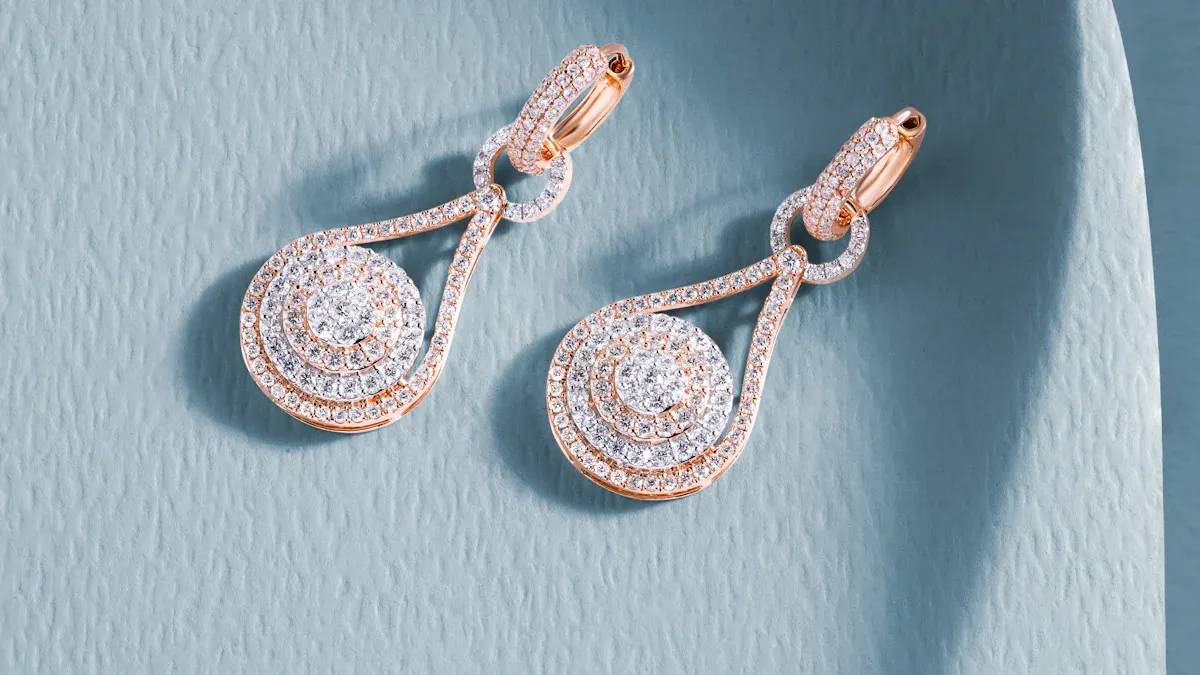 DESIGNING LUXURY WATCHES & JEWELRY