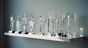 Where to Find the Best Acrylic Glass Trophy Stores