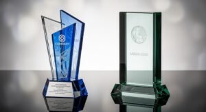 The benefits of acrylic trophies vs glass awards