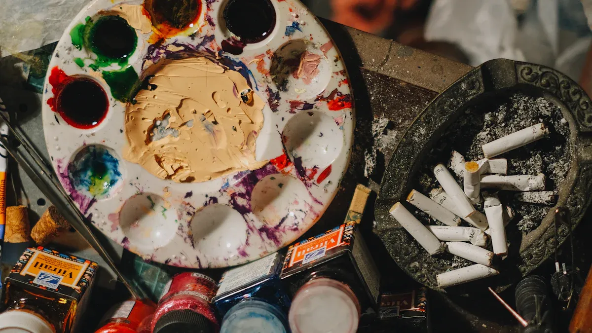 How to Choose and Personalize Their Tray