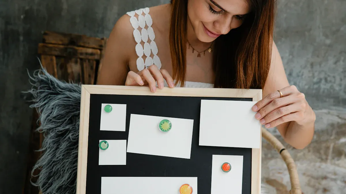 Choosing Your Magnetic Picture Frame