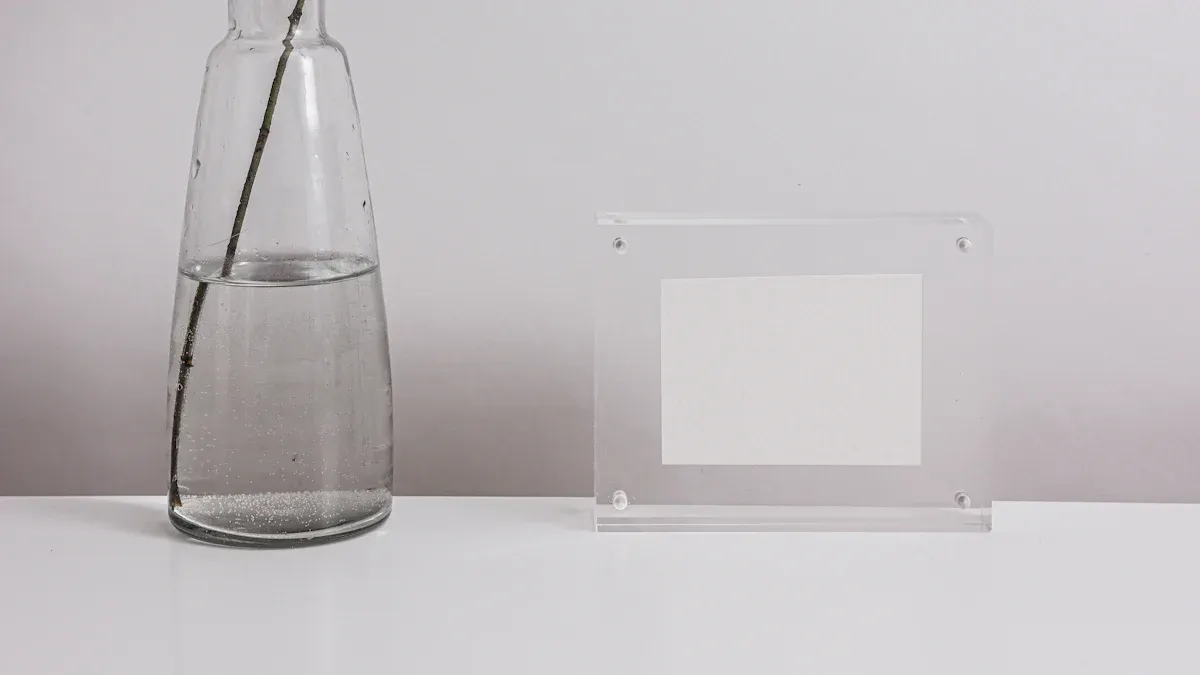 Key Features of Your Acrylic Magnetic Photo Frame